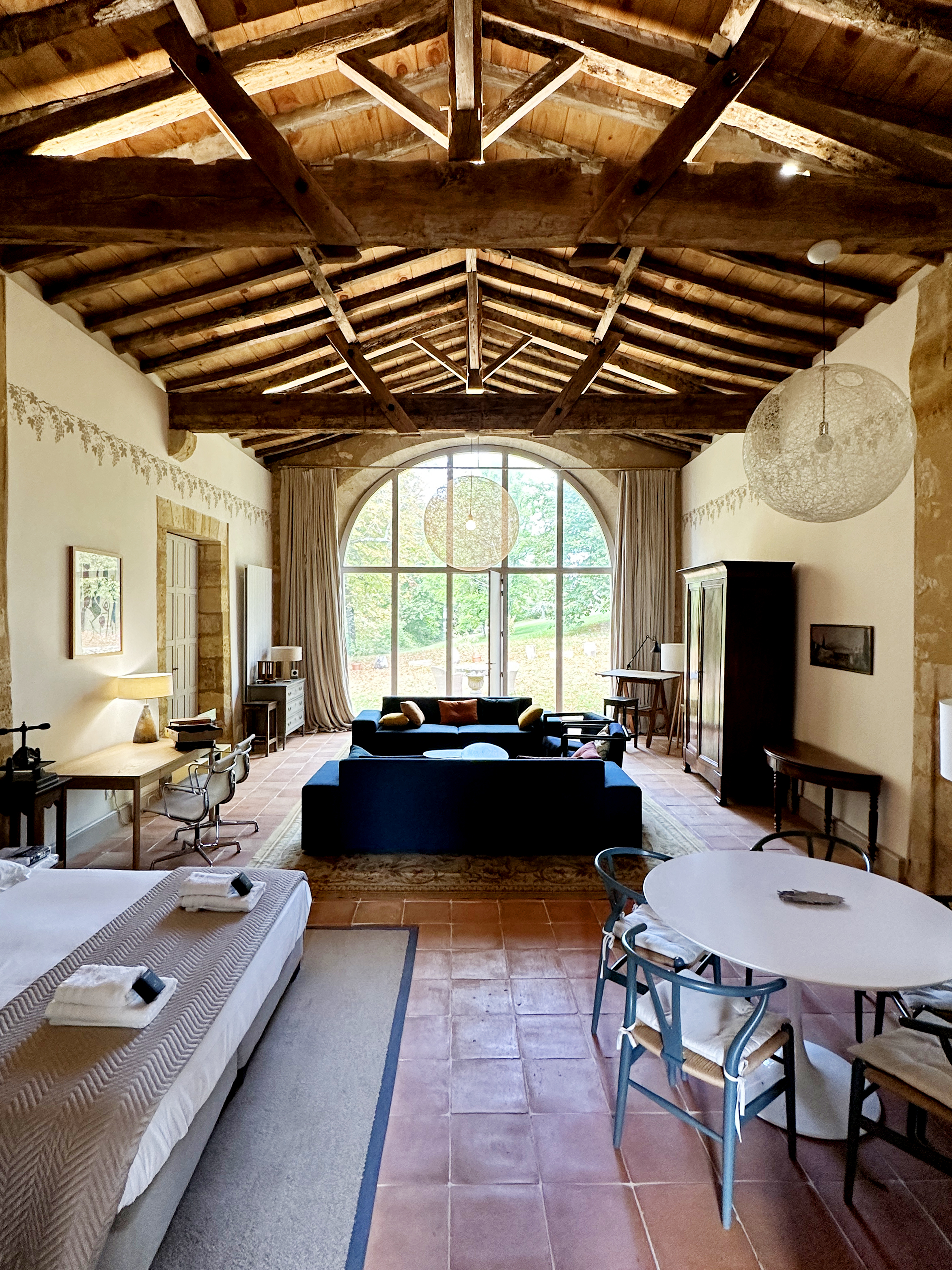 Château des Abeilles - View 3